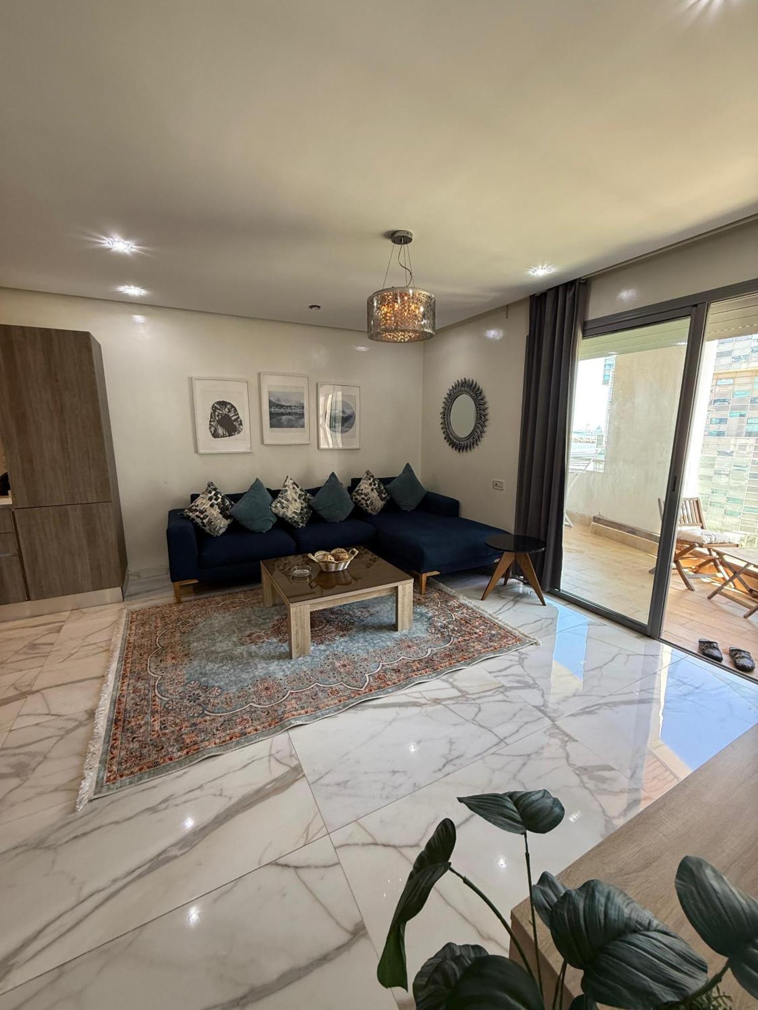 Very Beautiful With View 5th Apartment *